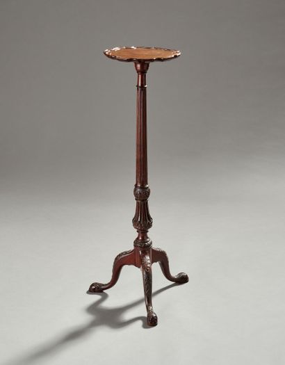 Solid mahogany dumb waiter. 

Moving tray.

Shafts...