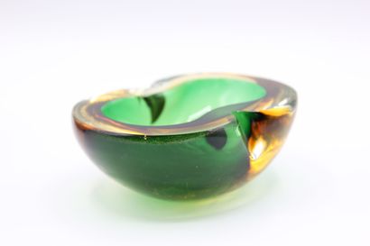 MURANO,

Deux vide-poches en verre. 

L'un...