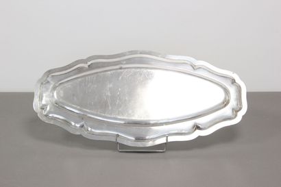 Silver serving dish with net decoration....
