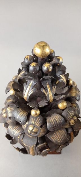 Pair of decorative elements in patinated...