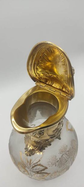 DAUM.

Decanter / ewer ART NOUVEAU in crystal...