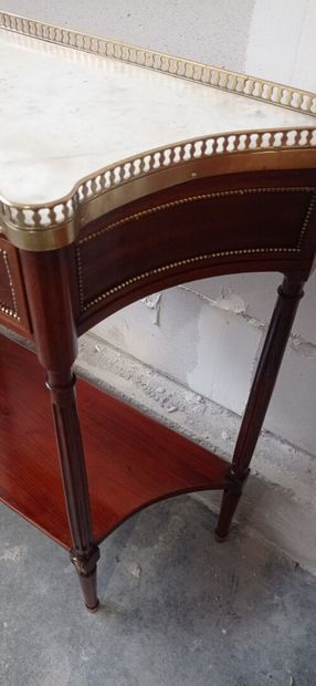 Mahogany and mahogany veneer trapezoidal...