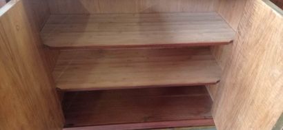 Importante enfilade en placage de palissandre...