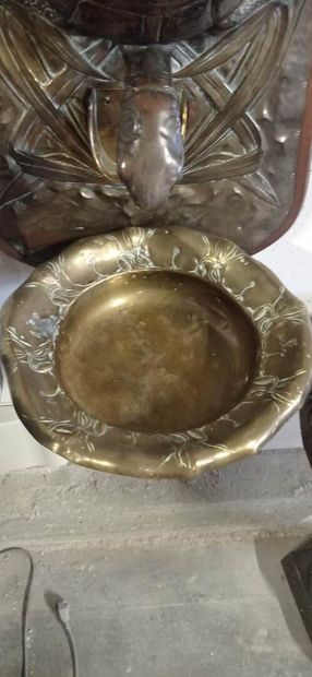 Wall fountain in copper or brass brassware...