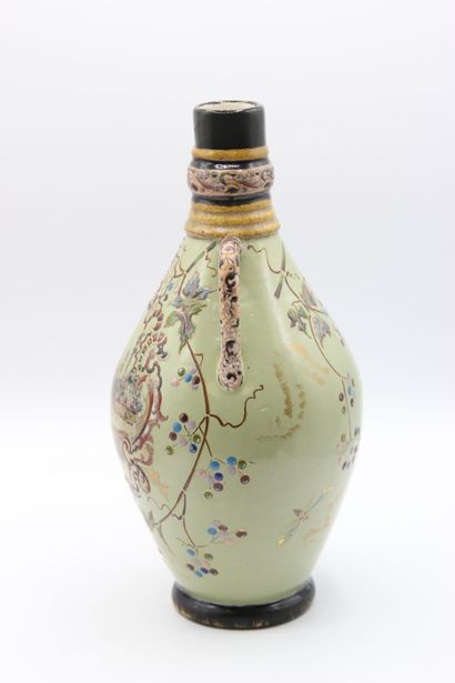 Emile GALLE (1846-1904), Nancy.

Vase en...