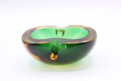 MURANO,

Deux vide-poches en verre. 

L'un...