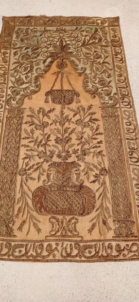 Curious embroidered element with full decoration...