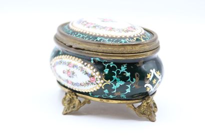 TAHAN, Boulevard des Italiens

Boîte à bijoux...