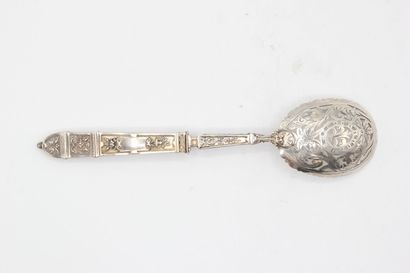 Service à mignardises en argent et argent...