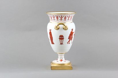 Manufacture SAINT HONORE in Paris.

Vase...