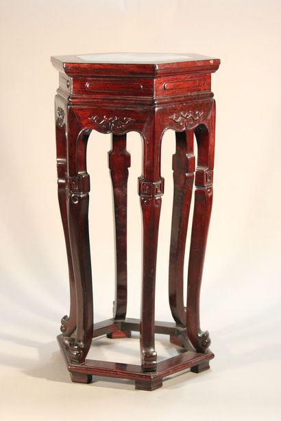 CHINA.

Hexagonal rosewood sheath standing...