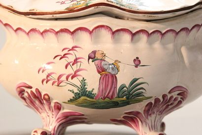 LUNEVILLE.

Covered tureen and its dormant...