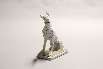 Pair of seated dalmatians in polychrome earthenware.

Rectangular...