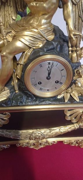 Important mantelpiece in bronze with double...