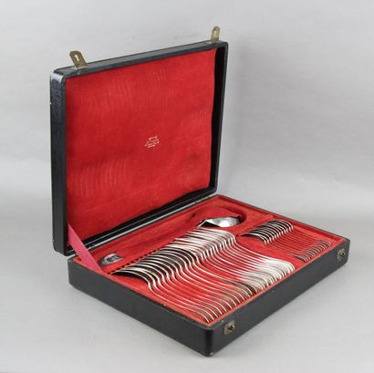 Baguette pattern silver household, the birth...