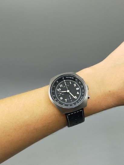 MERCEDES.

Men's chronometer wristwatch,...