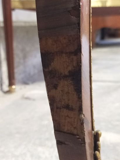 Chest of drawers with a slight curve. 

Rosewood...