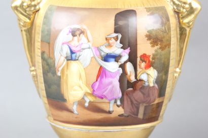 Pair of polychrome porcelain vases

Painted...