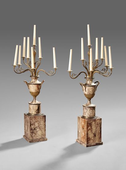 Important pair of candelabras in lacquered...