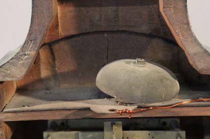 Cartel of violin shape in the Martin varnish...