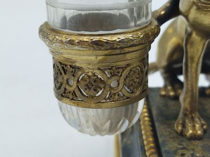 BOIN TABURET 

Bouquet holder in vermeil...