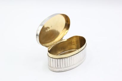 Rare silver snuffbox.

Inside in vermeil...