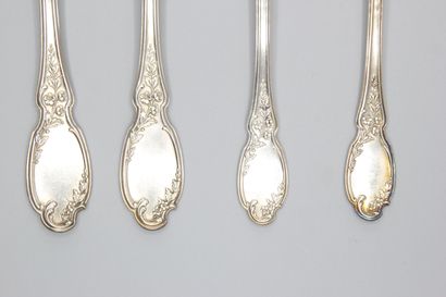 Silver household with violin spatula, foliage...