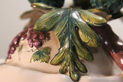 LUNEVILLE.

Covered tureen and its dormant...