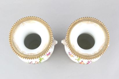 MEISSEN.

Pair of baluster vases in polychrome...