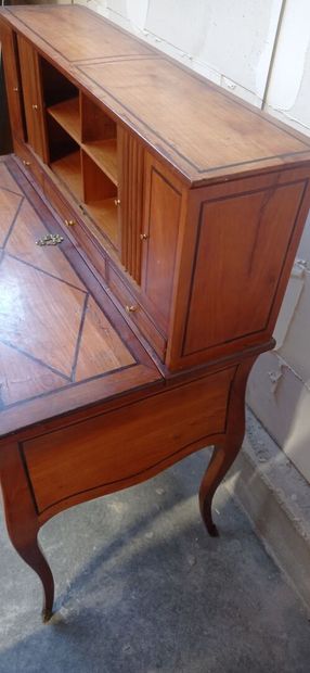 Nice desk called 