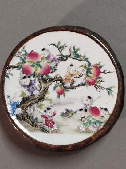 CHINA 

Two polychrome porcelain brush holders...