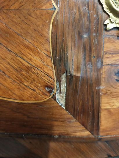 Chest of drawers with a slight curve. 

Rosewood...