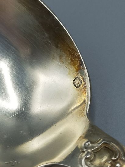 Silver household with violin spatula, foliage...
