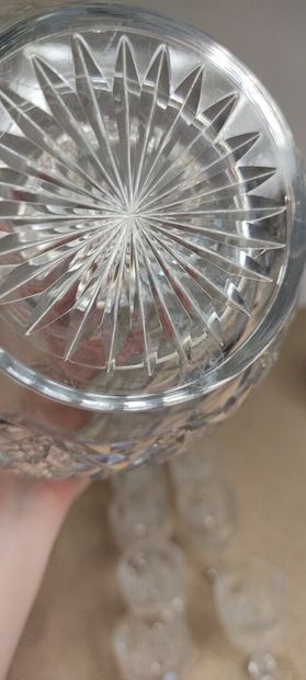 BACCARAT

Part of drink service in cut crystal...