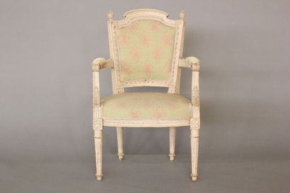 Child's armchair in carved wood and rechambered...