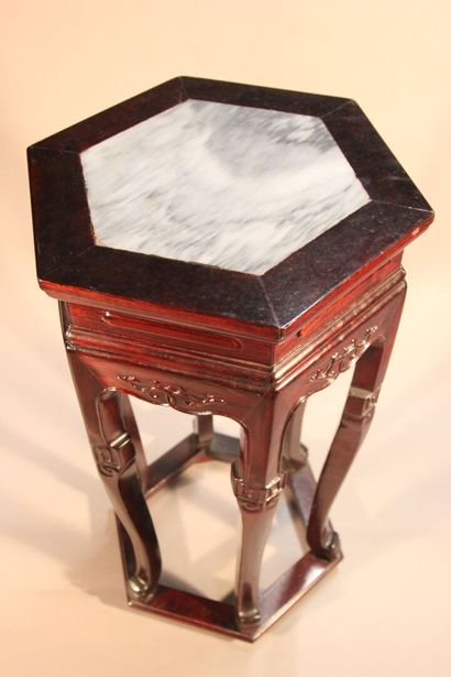 CHINA.

Hexagonal rosewood sheath standing...
