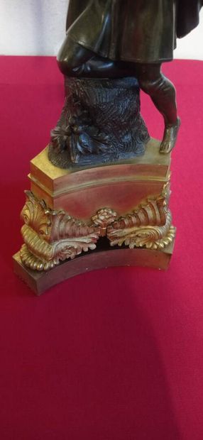 Important mantelpiece in bronze with double...