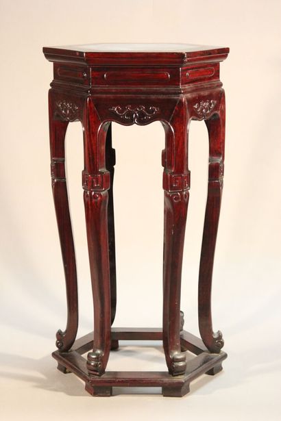CHINA.

Hexagonal rosewood sheath standing...