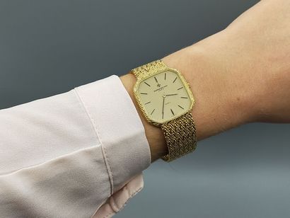 VACHERON CONSTANTIN

Men's wristwatch in...