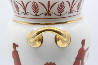 Manufacture SAINT HONORE in Paris.

Vase...