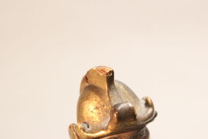 Antique soldier in armor.

Subject in polychromed...