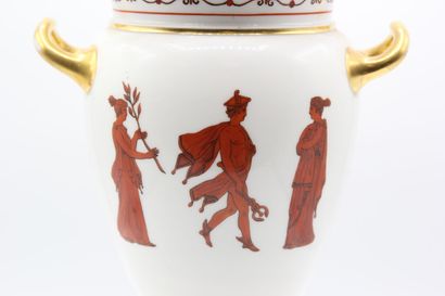 Manufacture SAINT HONORE in Paris.

Vase...