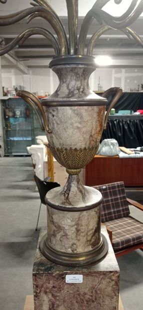 Important pair of candelabras in lacquered...