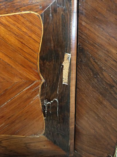 Chest of drawers with a slight curve. 

Rosewood...
