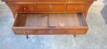 Nice desk called 