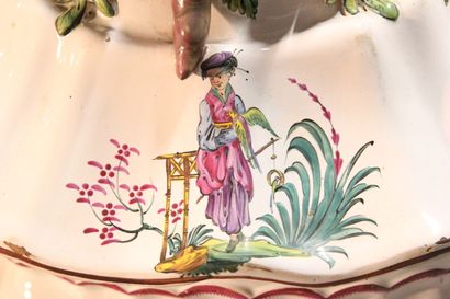 LUNEVILLE.

Covered tureen and its dormant...