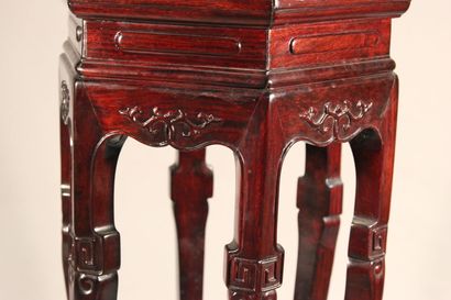 CHINA.

Hexagonal rosewood sheath standing...