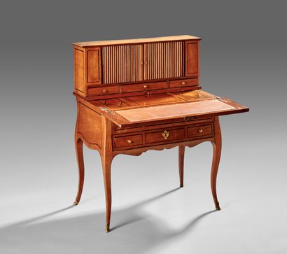 Nice desk called 