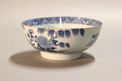 CHINA.

Blue and white porcelain bowl.

Decorated...