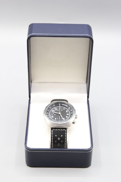 MERCEDES.

Men's chronometer wristwatch,...